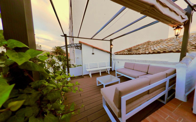 Old Fisherman's House in Malvarrosa Beach