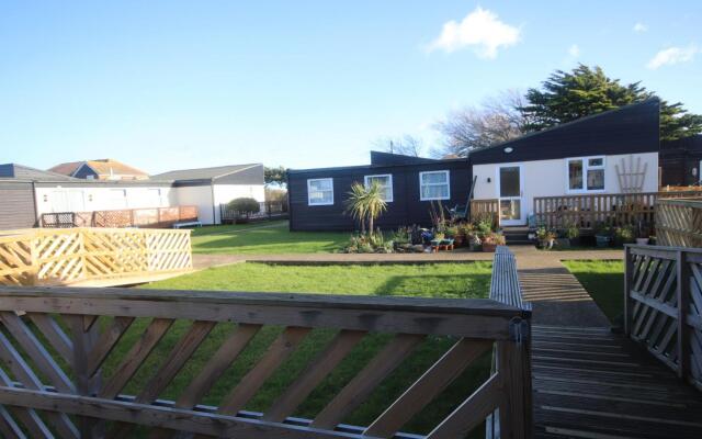 11G Medmerry Park 2 Bedroom Chalet