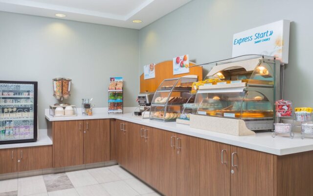 Holiday Inn Express Hotel & Suites Eugene Downtown-University by IHG