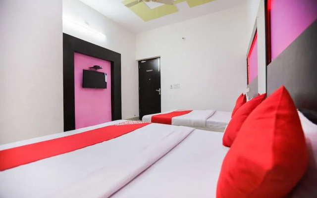 Azad Garden by OYO Rooms