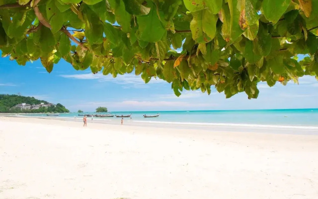 Safari 39sqm 1br Apartment Pool Walk to Naiyang Beach