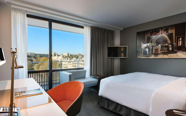 Pullman Paris Tour Eiffel Hotel