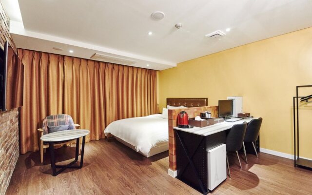 Hotel The Class