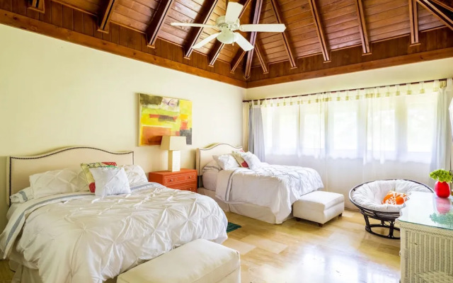 Unlimited Luxury Laureanne's Villa