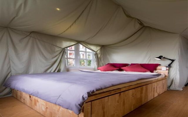 Yolo Camping House - Hostel