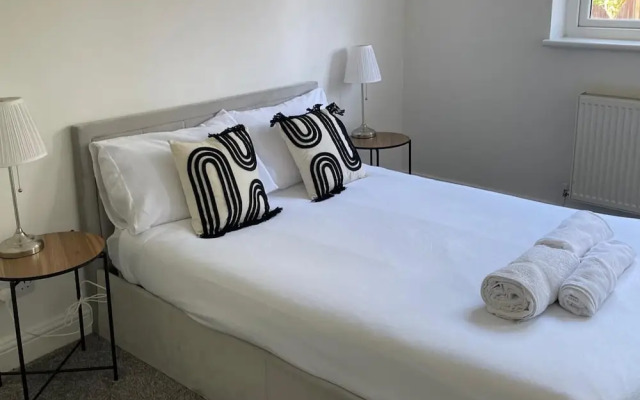 Privategarden- Freeparking- wd- 2br- Wifi