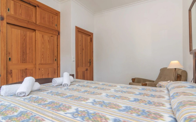 Sa Cumuna in Campos With 3 Bedrooms and 2 Bathrooms