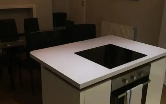 5 Bedroom House Near Clifton