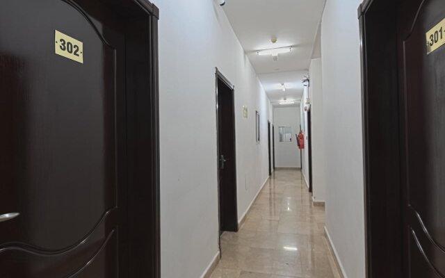 OYO 117 Majestic Hotel