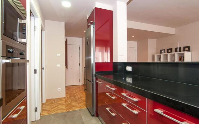 Weflating Diagonal Apartments