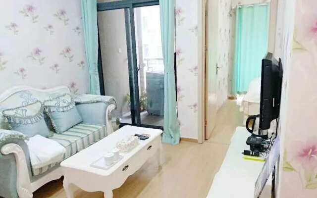 Wuhan Loving Home Apartment