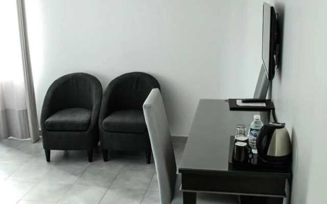 Hotel Restaurant Le Gardon - Pont du Gard