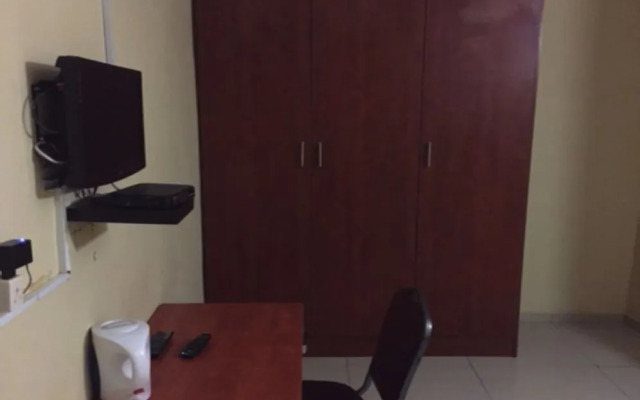 Overflow Guest House