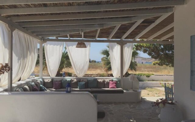 House with 6 bedrooms in Ios with wonderful sea view enclosed garden and WiFi 100 m from the beach