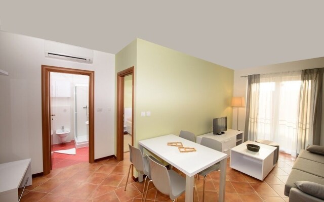 Plavo Nebo Oleander Apartments