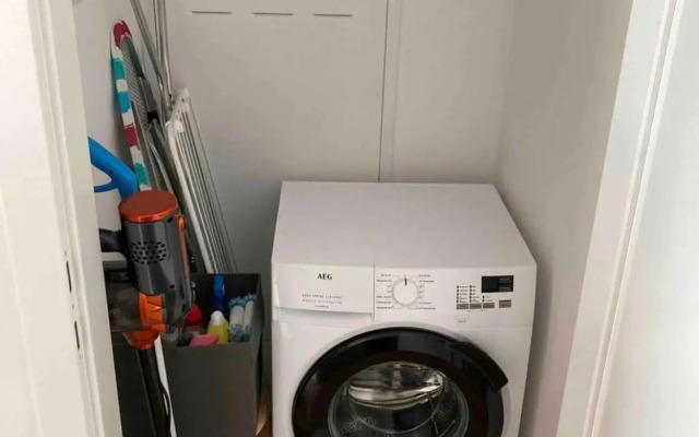 Sonnige Mansarde mit Klimaanlage und Netflix - oidahome