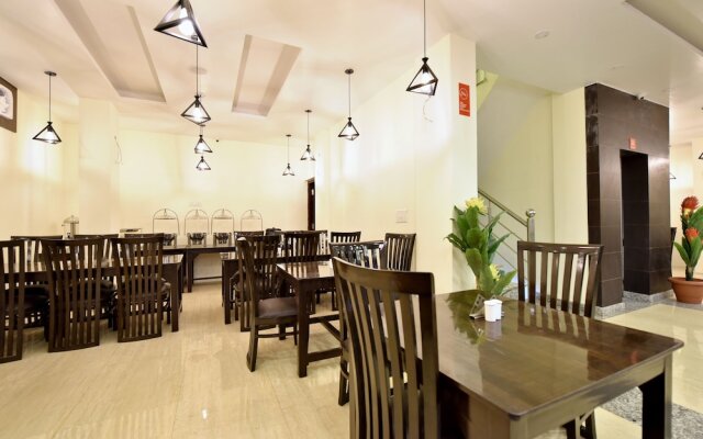 OYO 12770 Hotel Mirage Residency