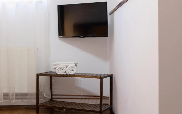 Corvin and Bedroom
