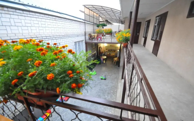 Anafoliya Guest House