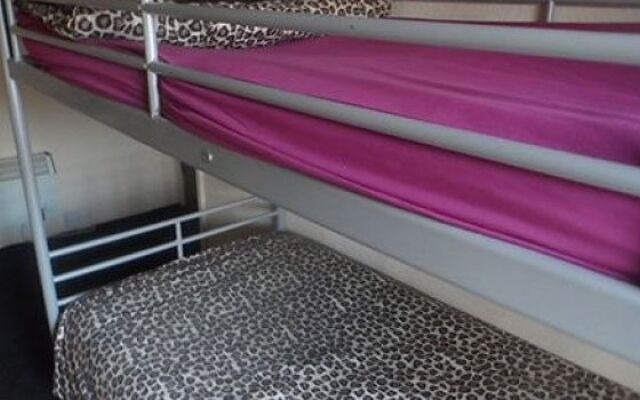 The Hangover Hotel - Hostel
