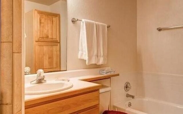 Pinecreek By Pinnacle Lodging