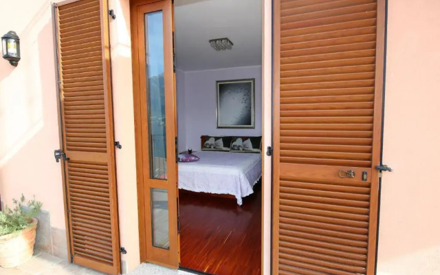 Apartments in Lezzeno Lake Como
