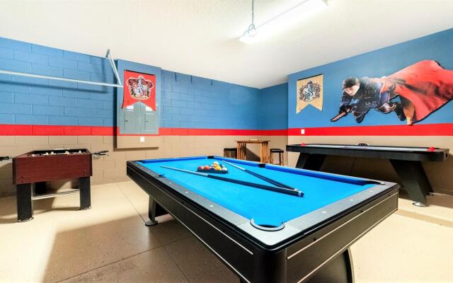 Modern 8BR Villa w Pool SPA Close to Disney