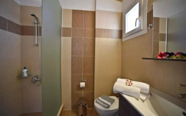 Palapart Gikas Suites And Studios