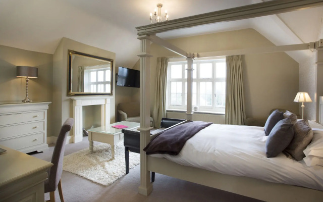 The Bell Hotel