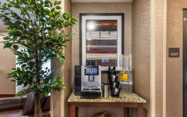 Best Western Plus Casper Inn & Suites