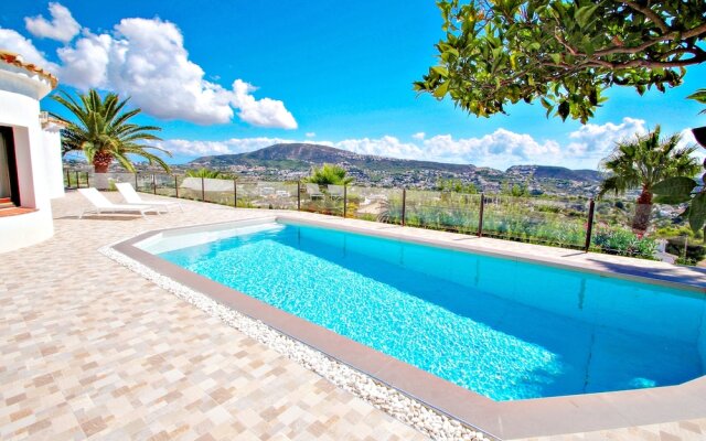 Suerte - sea view villa with private pool in Moraira