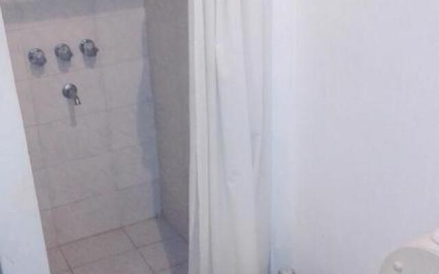 Casa de Familia - Solo Para Mujeres *Woman ONLY*