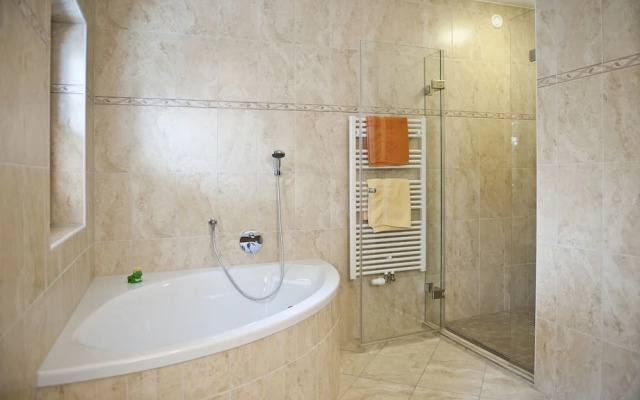 KERSCHDORFER - wohlfühlhotel garni · adults only