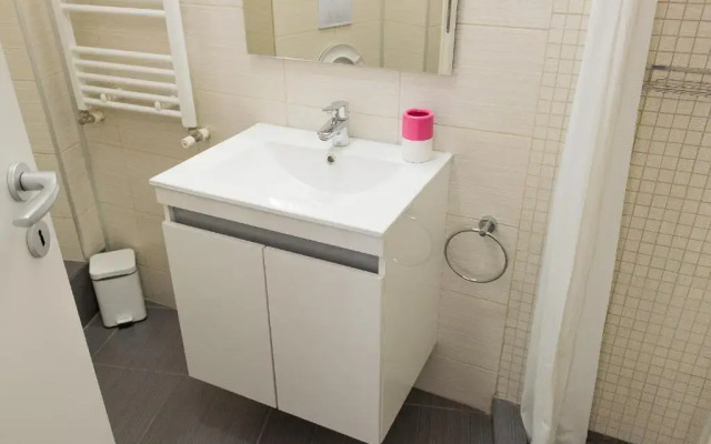 Grand Central Accommodation - Doamnei