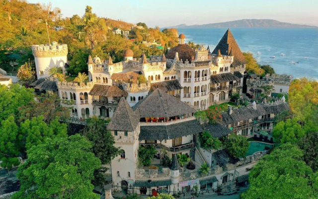 Tropicana Castle Dive Resort powered by Cocotel