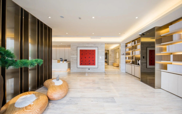 Ji Hotel (The Bund Shanghai, East Jinling Road)
