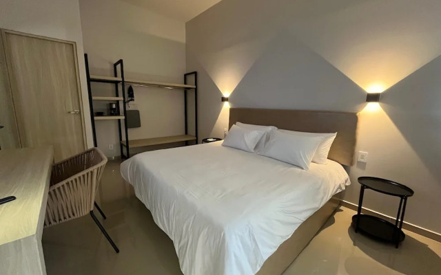 Almera Vallarta Self check-in