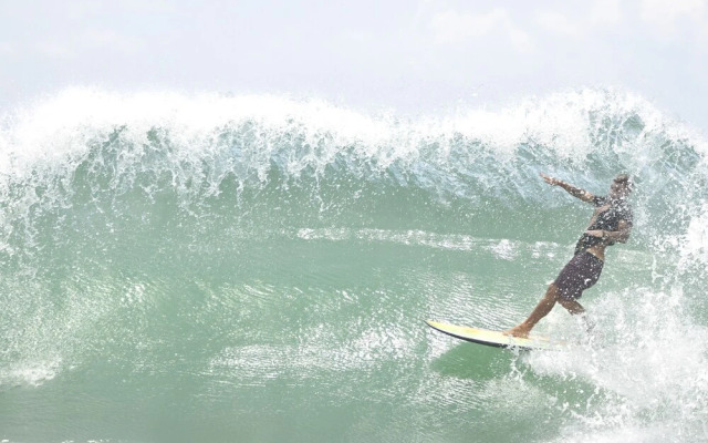 Eagle Resort Arugambay