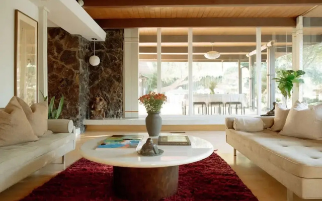 Zen Mountain Getaway w a Pool Hot Tub 5 Beds