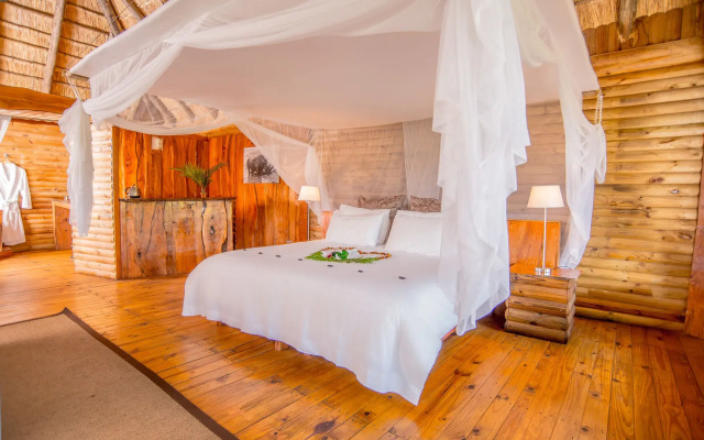 Karongwe - River Safari Lodge