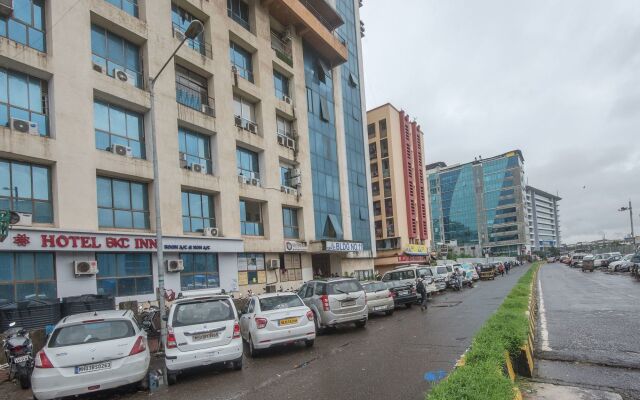 Hotel BKC Inn Near Trade Centre, Visa Consulate