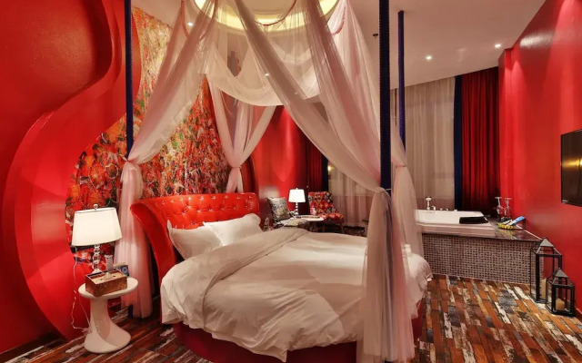 Yunxi Art Theme Hotel