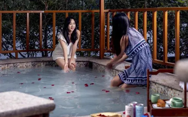 Anji Meilin  Resort