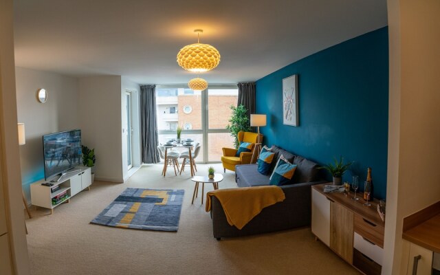 Rueben Suite by Eaa Homes