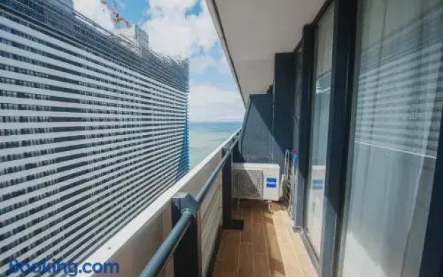 Seaside Apartments