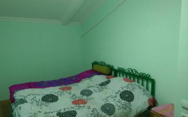 Apartments Komakhidze 68