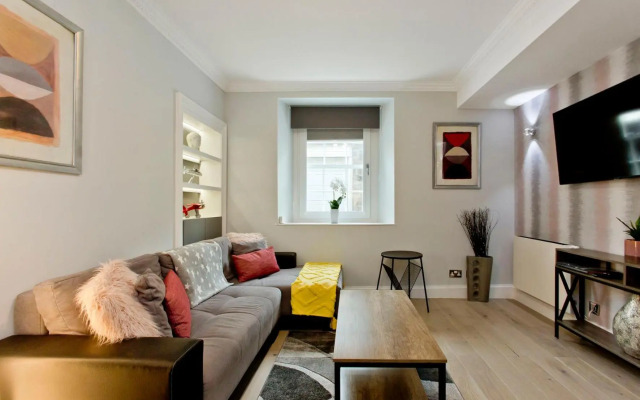 Ultra Modern, West End Village, Refurbished 1 bed