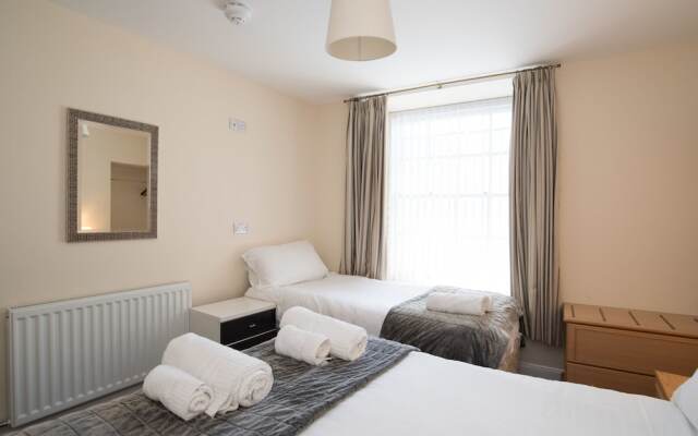 Marine Apartment