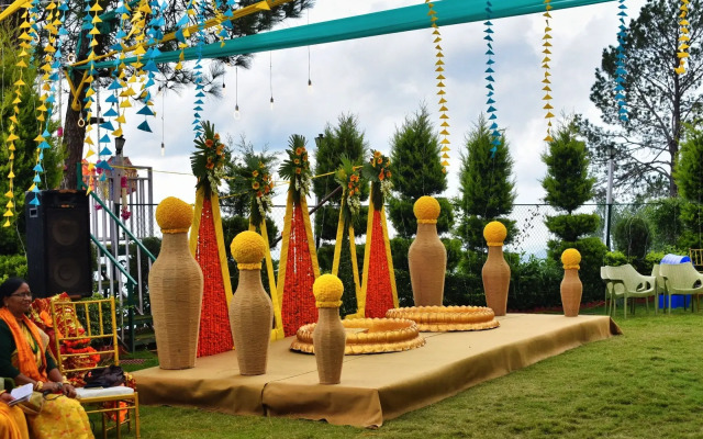 Peaks And Pines Resort