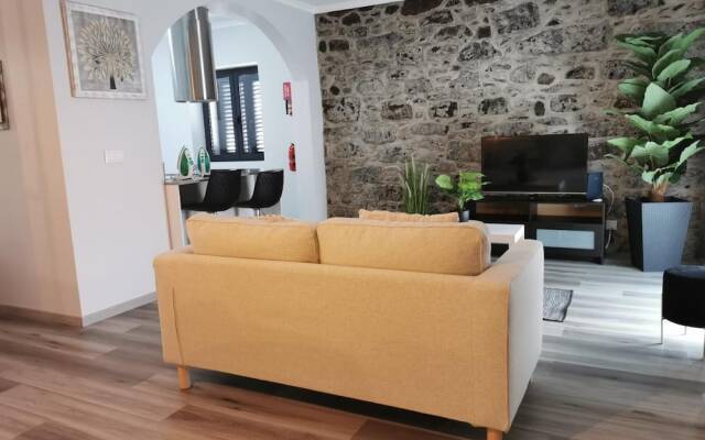 Basalt House A by Madeira Sun Travel